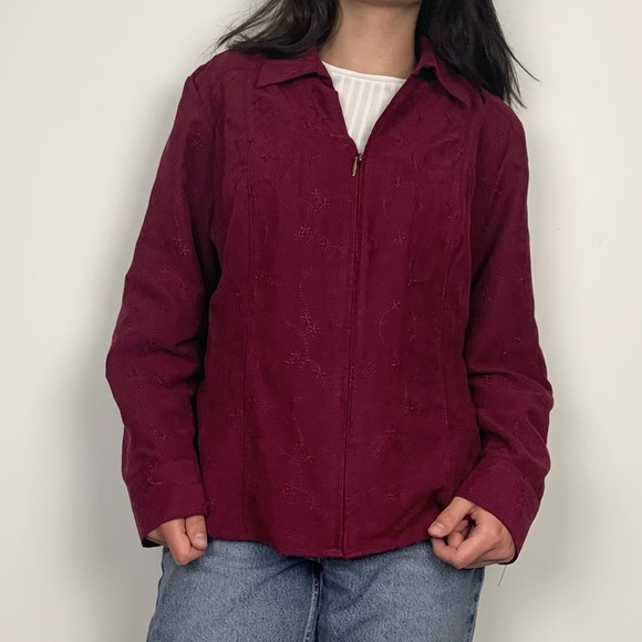 Croft & Barrow Faux Suede Floral Embroidered V-Neck Zip Up Jacket Shirt - Picture 6 of 16